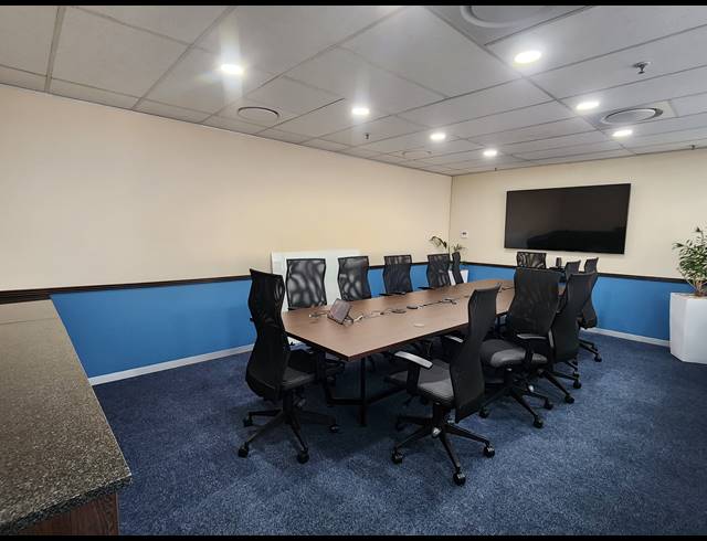 311M² OFFICE TO LET IN FOURWAYS